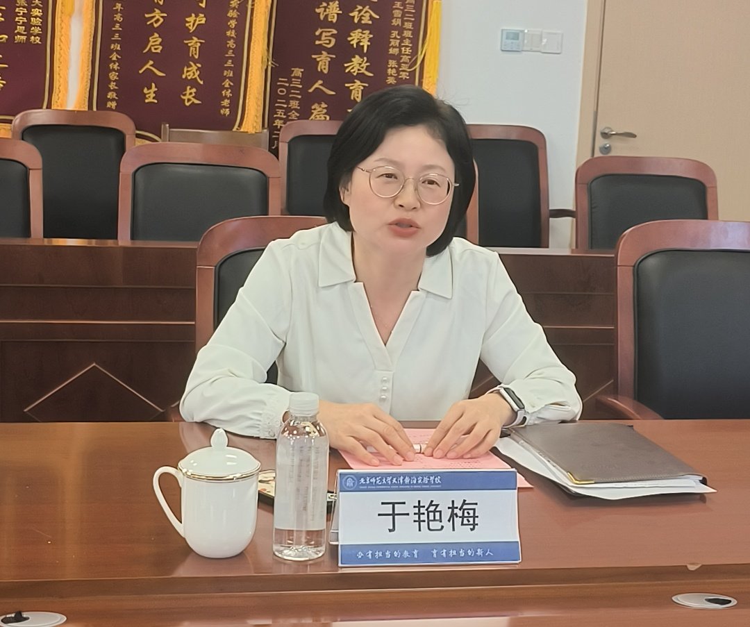 拓宽毕业生实习实践平台与就业渠道